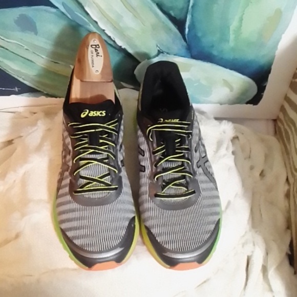 Men's SZ 8 Asics Dynaflyte Running Shoes - Picture 2 of 8